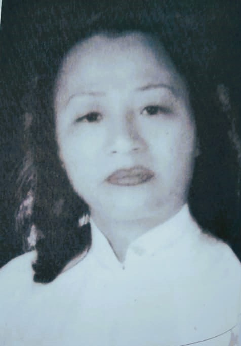 Sáng đứng đầu sông cho gió bay