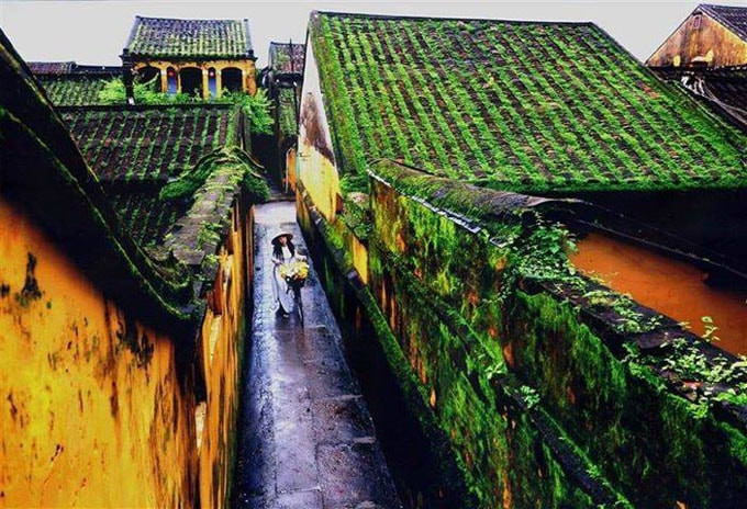 Mưa phố cổ dâng nhớ thương*