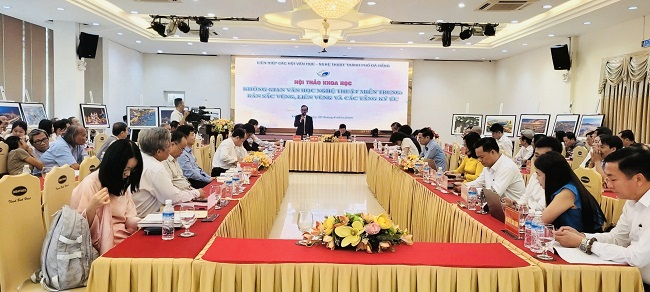 Thử bàn về giải pháp kết nối văn học, nghệ thuật/ văn nghệ sĩ các tỉnh, thành phố miền Trung