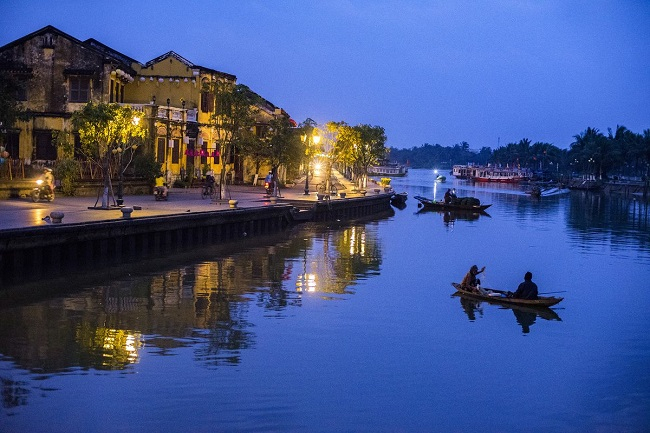 Tình ca sông Hoài