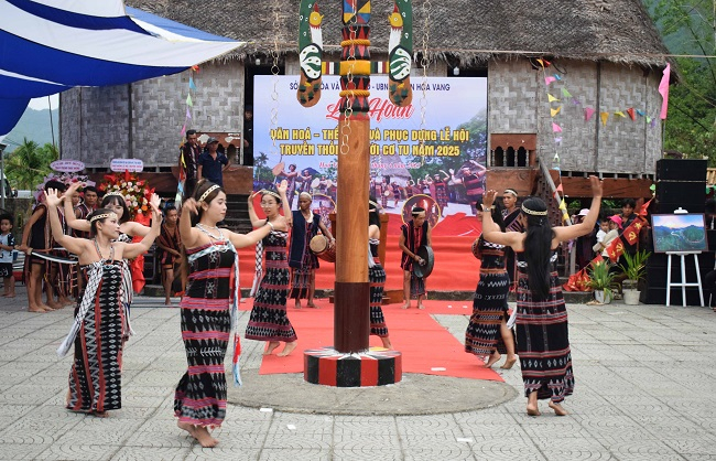 Tiếng cồng vọng mãi Cu Đê