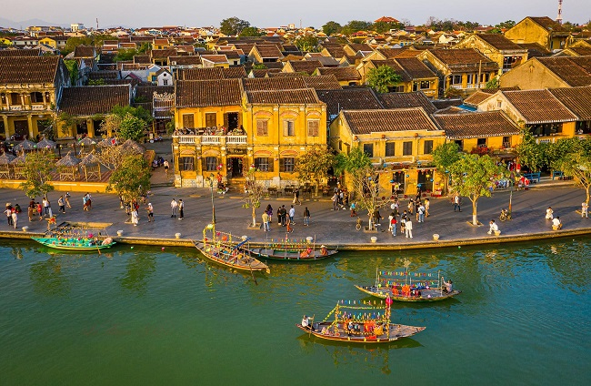 Thơ Phạm Thế Chất