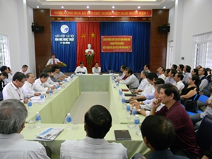 Lãnh đạo thành phố làm việc với Liên hiệp các Hội Văn học-Nghệ thuật  Đà Nẵng