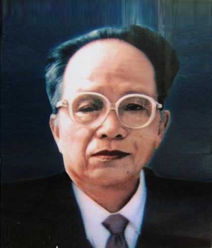 Nhà văn Nguyễn Văn Bổng và tiểu thuyết "Áo trắng"