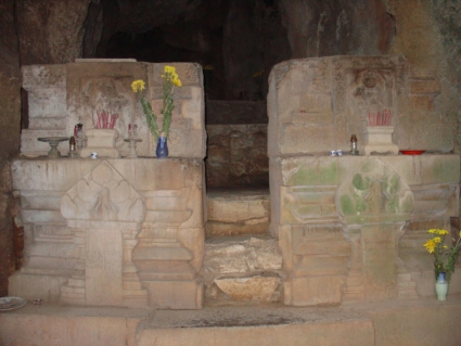 Nghệ thuật Phật giáo Mật tông Champa tại hang động Non Nước - Ngũ Hành Sơn: tác phẩm độc đáo thể hiện Bồ-tát Kim Cang Thủ vào thế kỷ X
