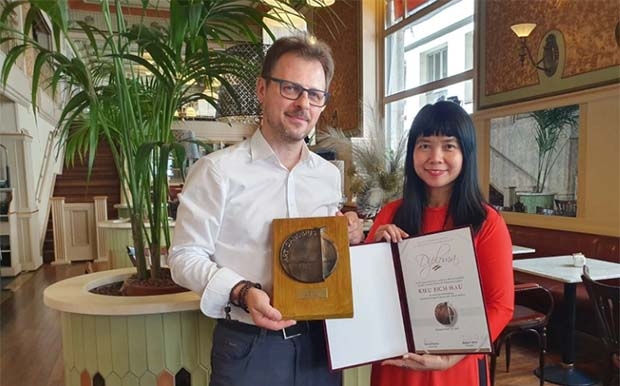 Ba nhà văn Việt Nam nhận Giải thưởng Nghệ thuật Danube 2022