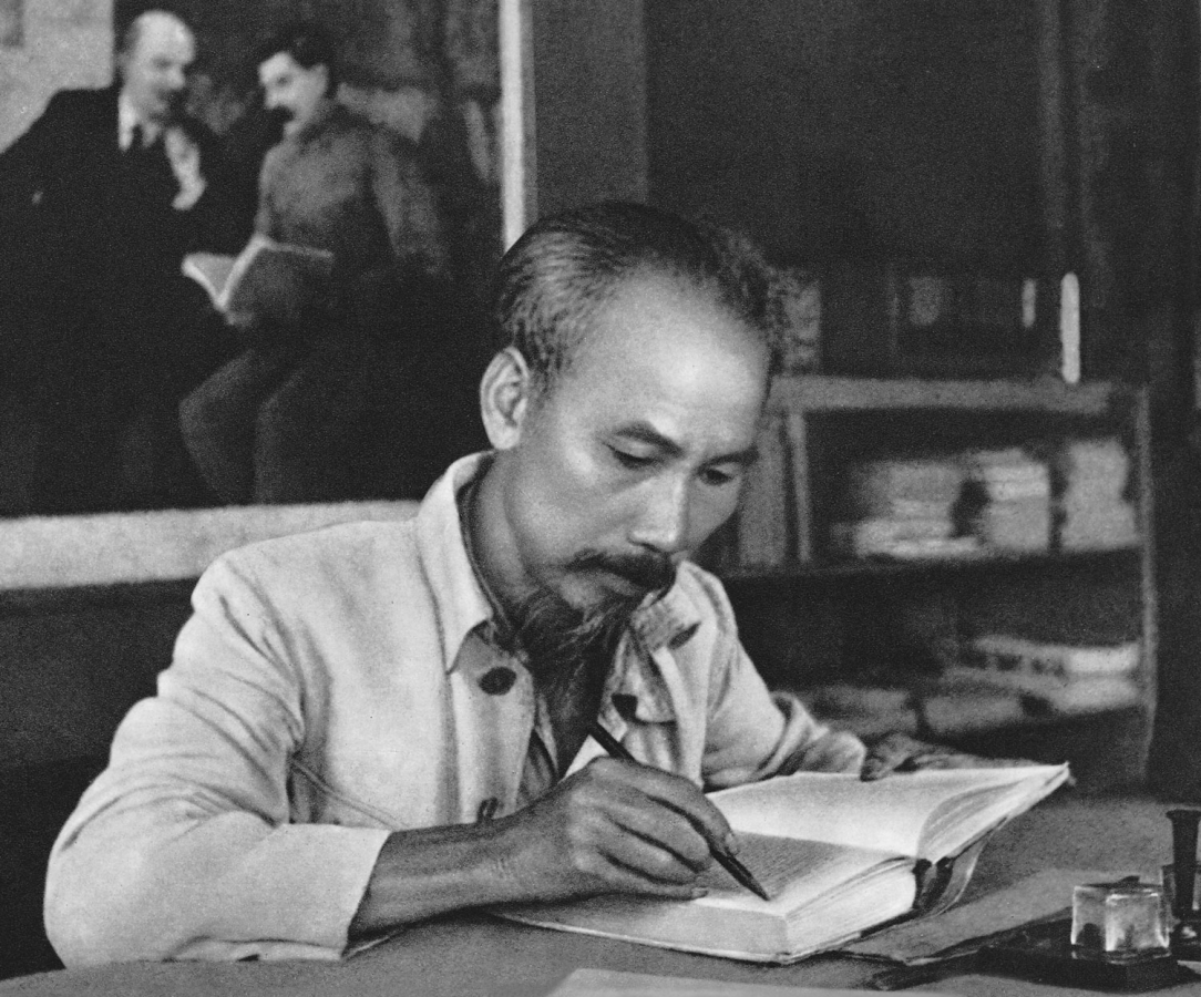 Tư tưởng Hồ Chí Minh về đức liêm chính của cán bộ, công chức